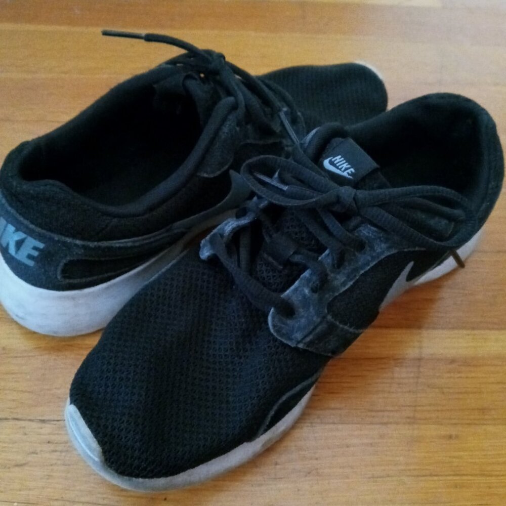 Nike Kaishi Run 1.0, US Size 9, Black-White